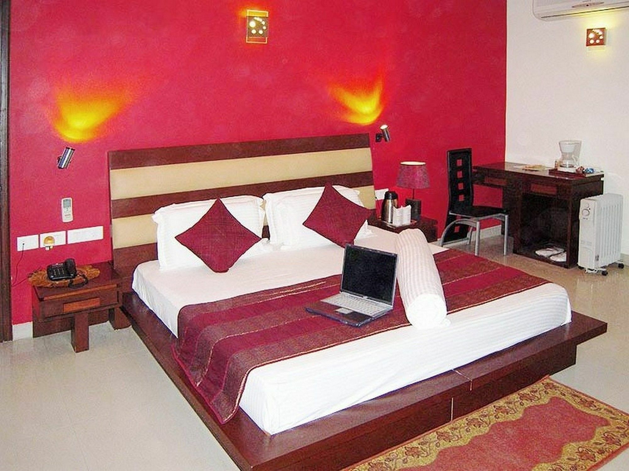 Maxfort Greenwood City Gurgaon Dış mekan fotoğraf