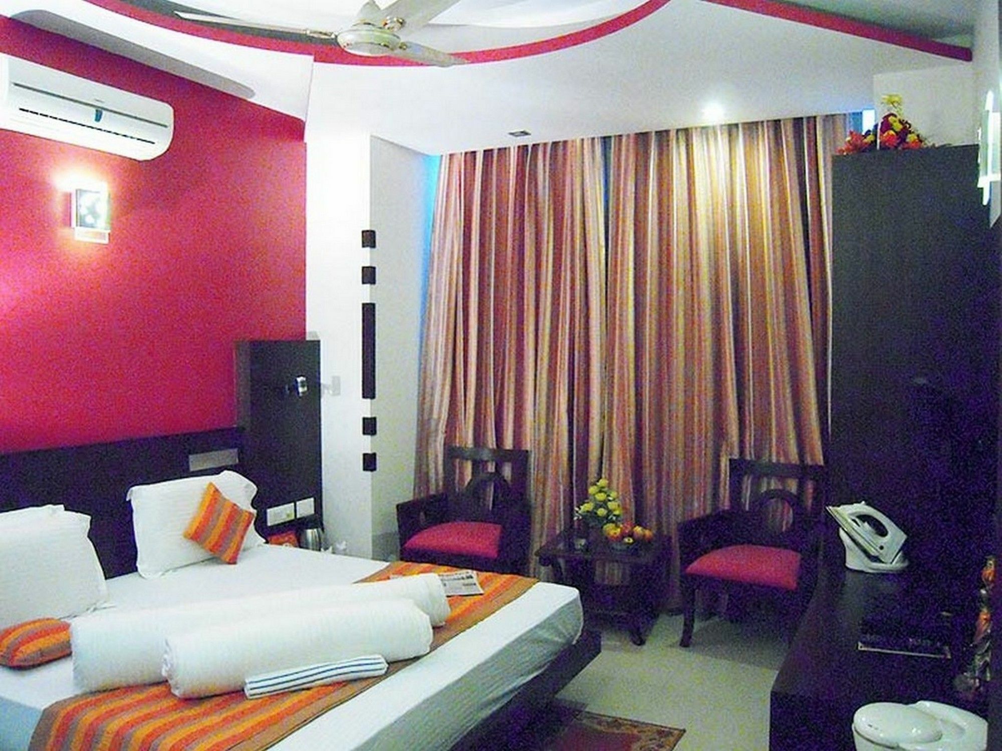 Maxfort Greenwood City Gurgaon Dış mekan fotoğraf
